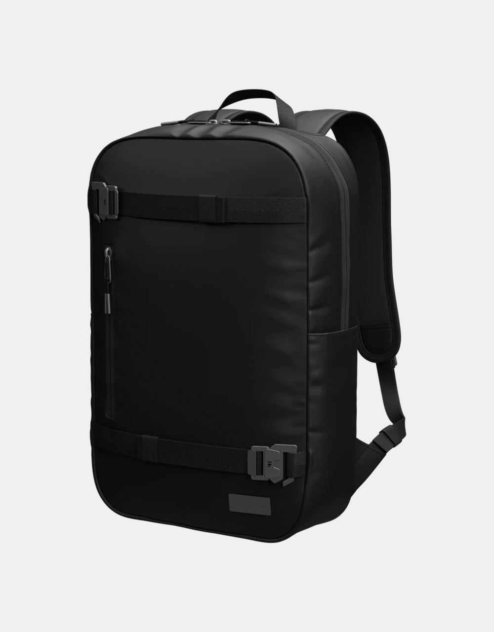 D_b_ Essential Backpack 17L