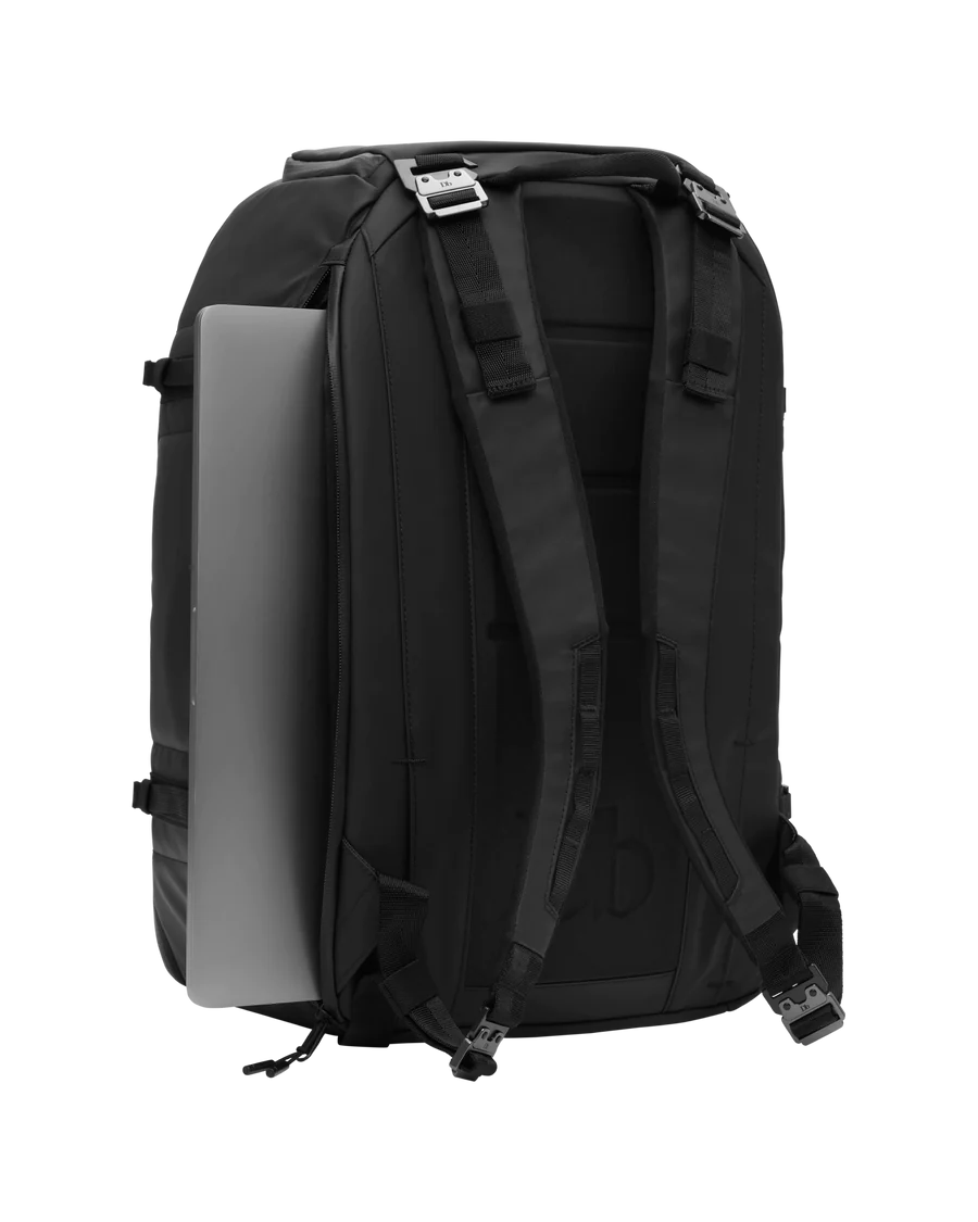 D_b_ Ramverk Pro Backpack 32L