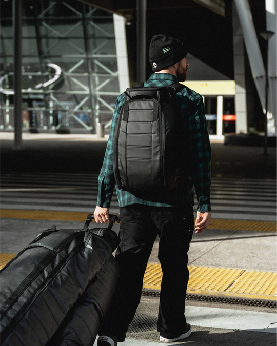 D_b_ The Hugger 30L Backpack
