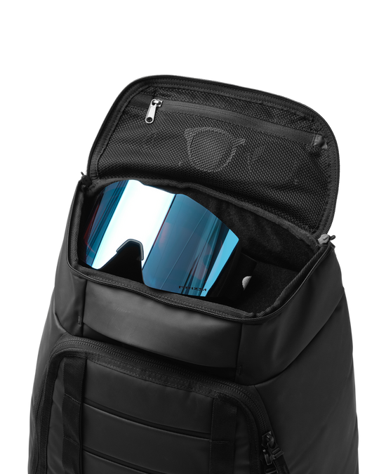 D_b_ Hugger Bootpack 45L