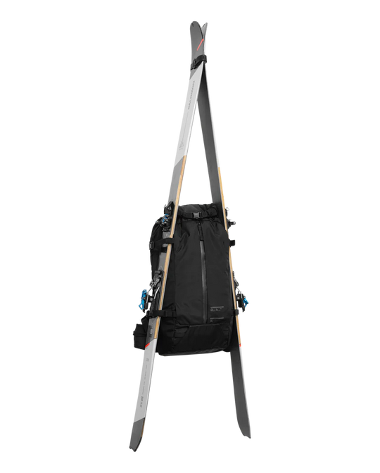 D_b_ Snow Pro Backpack 32L