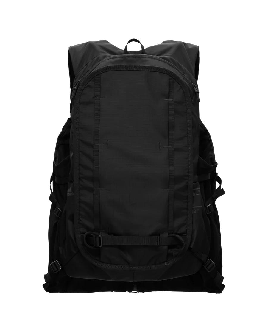 D_b_ SnowPro Vest With Safeback