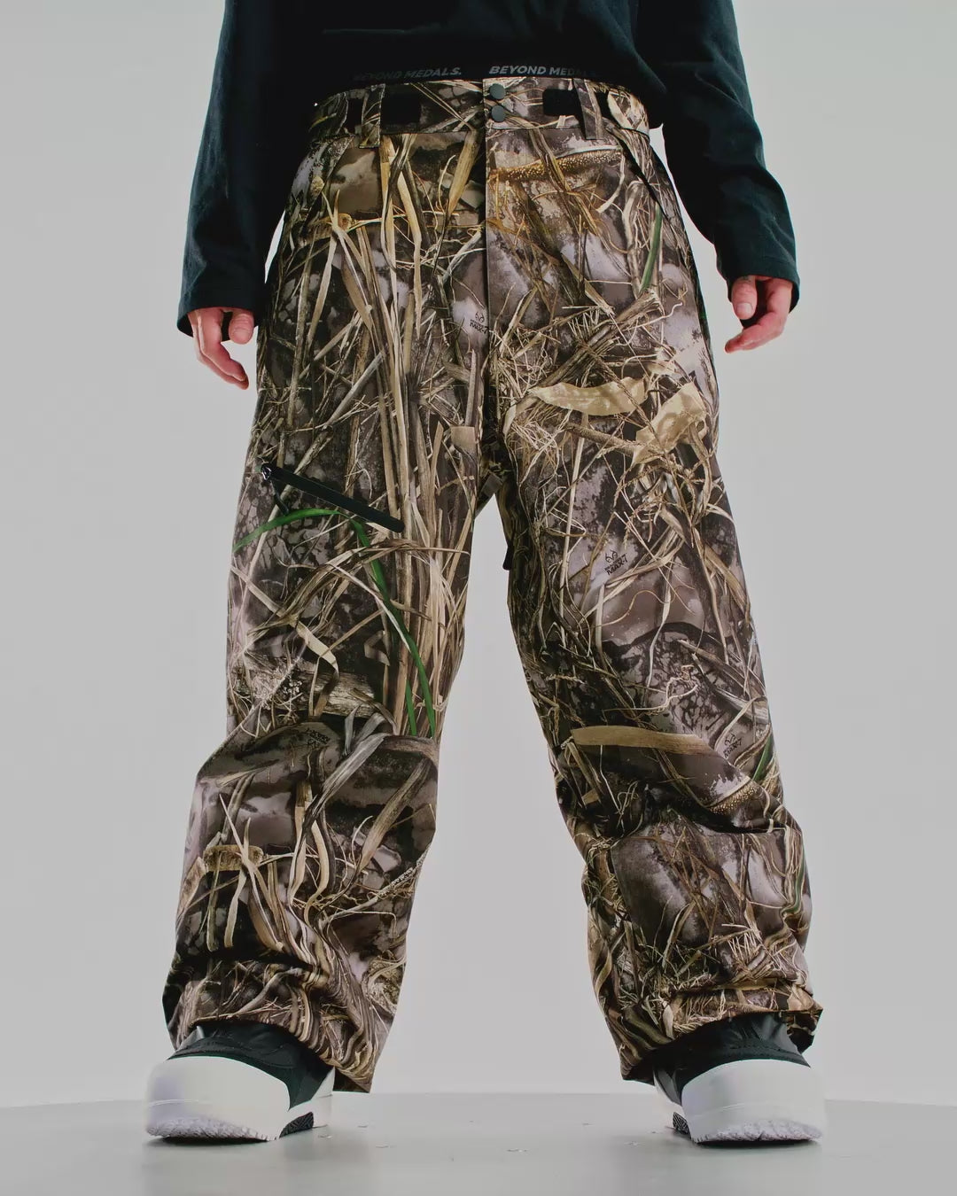 Beyond Medals X Pants 3L