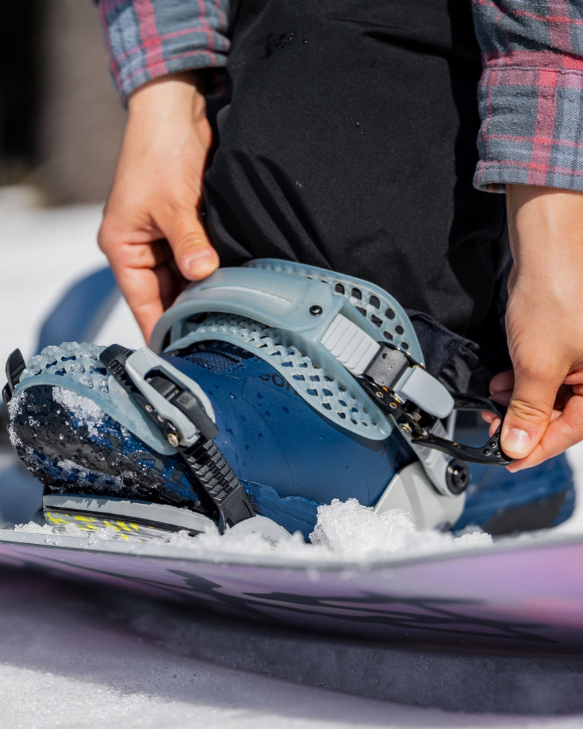 Bataleon Women's Blaster AsymWrap™ FASE® Snowboard Bindings