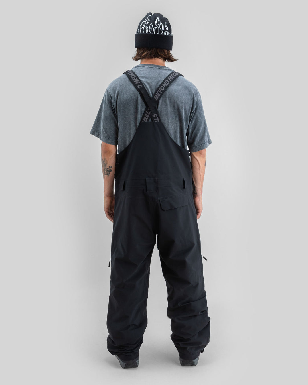 Beyond Medals Tech Bib 2.0 3L