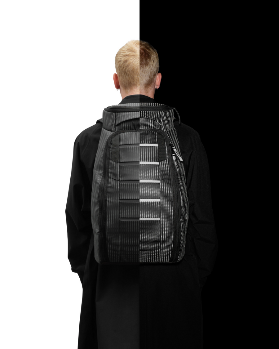 D_b_ The Hugger 30L Backpack