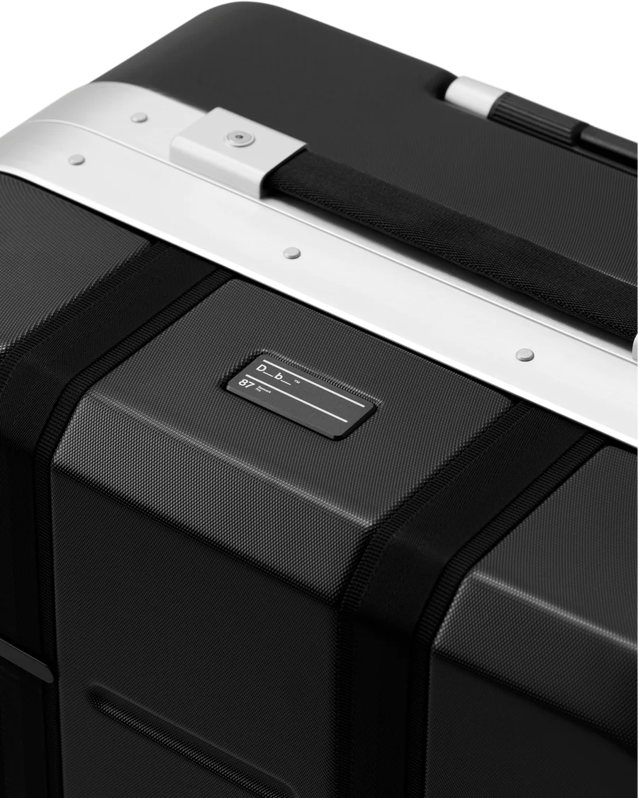 D_b_ Ramverk Pro Check-in Luggage Large