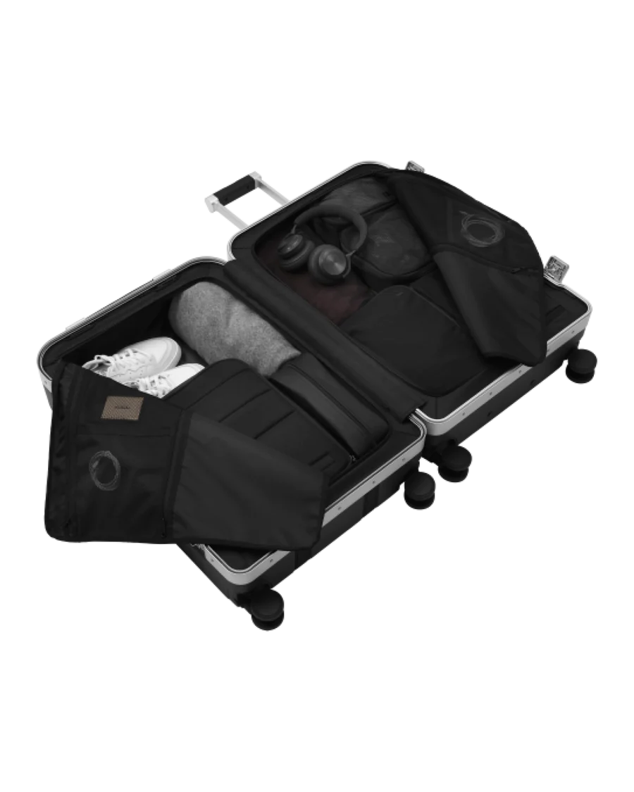 D_b_ Ramverk Pro Check-in Luggage Large