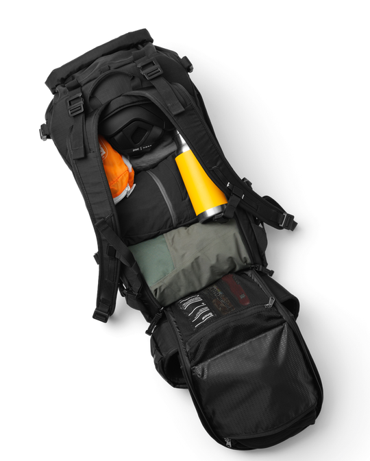 D_b_ Snow Pro Backpack 25L