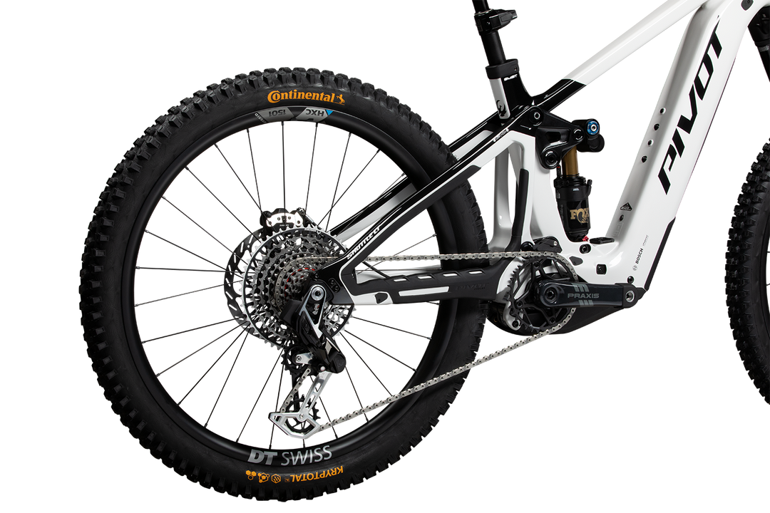 2026 Pivot Shuttle LT Team