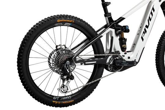 2026 Pivot Shuttle LT Team