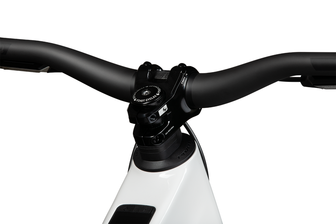 2026 Pivot Shuttle LT Team