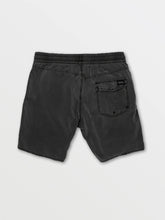Hlaða mynd í myndaalbum, Volcom Center Trunk 17&quot; Sundbuxur Black
